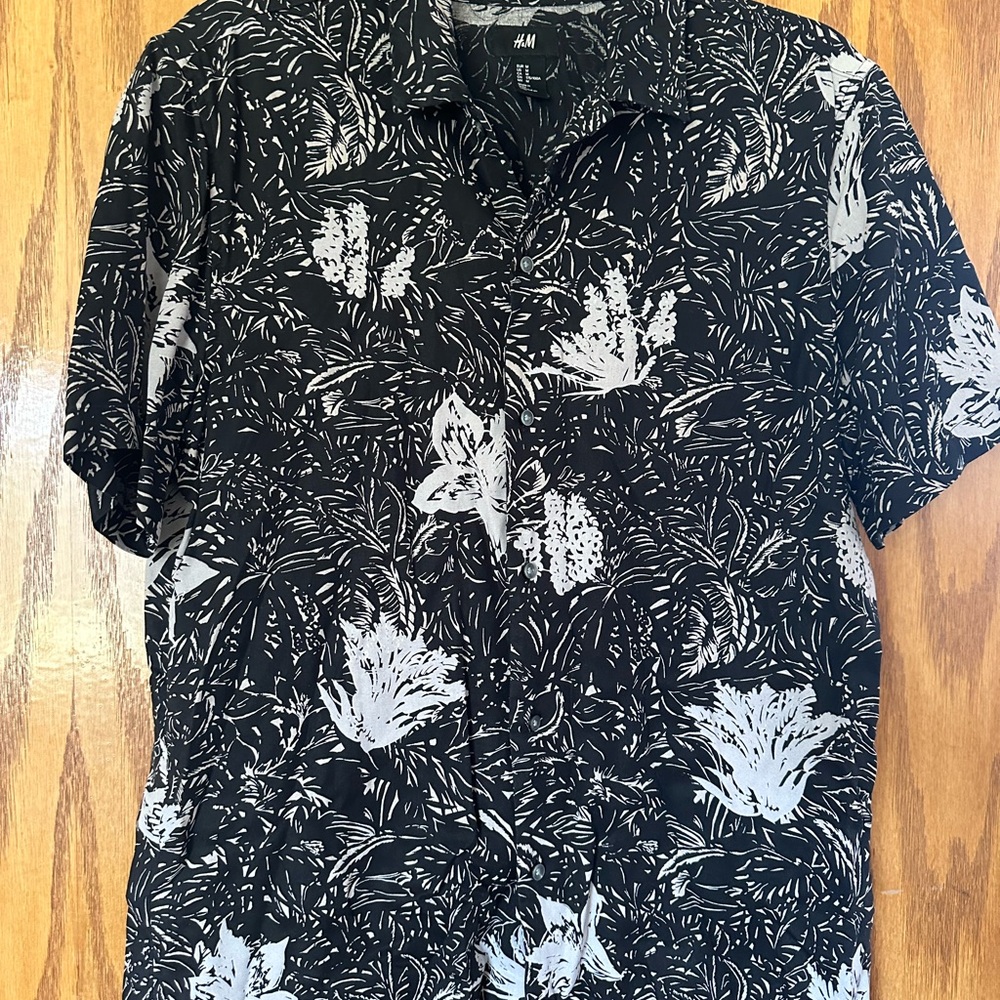 H&M Black and White Men's Shirt